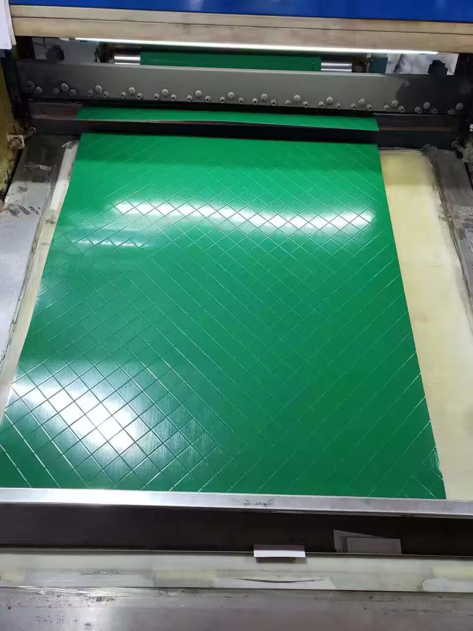 How to maintain the plastic slip sheets in using?